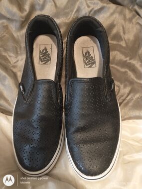Vans Women's Off The Wall Classic Classic Slip-On Perforated Leather - Black
